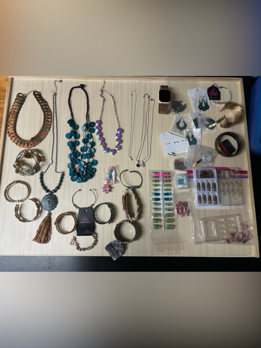 Large Mixed Jewelry & Accessories Bundle Necklaces Bracelets Earrings Nails